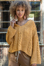 Load image into Gallery viewer, BST602..   Knit Sweater