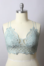 Load image into Gallery viewer, X-Large Padded Crochet Lace Longline Bralette