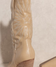 Load image into Gallery viewer, OASIS SOCIETY Emersyn - Starburst Embroidery Boots