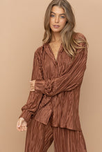 Load image into Gallery viewer, Pleated Blouse Pants Set