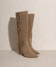Load image into Gallery viewer, OASIS SOCIETY OUT WEST - Knee-High Fringe Boots