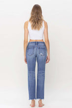 Load image into Gallery viewer, High Rise Straight Jeans