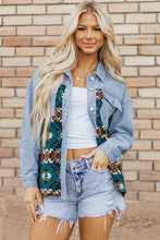Load image into Gallery viewer, Pocketed Button Up Long Sleeve Denim Jacket