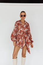 Load image into Gallery viewer, Leaves Print Puff Sleeved Romper