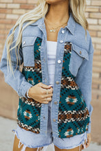 Load image into Gallery viewer, Pocketed Button Up Long Sleeve Denim Jacket